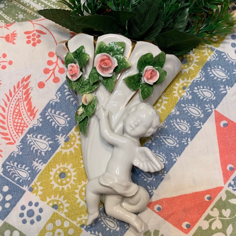 Vintage Dresden Porcelain Floral Cherub Wall Sconce Set - White and Pink - Picture 4 of 16